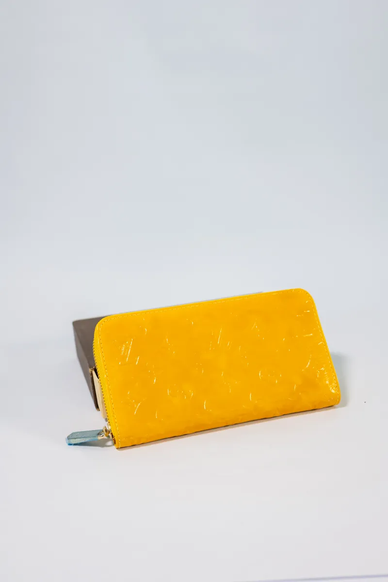LOUIS VUITTON ZIPPY WALLET